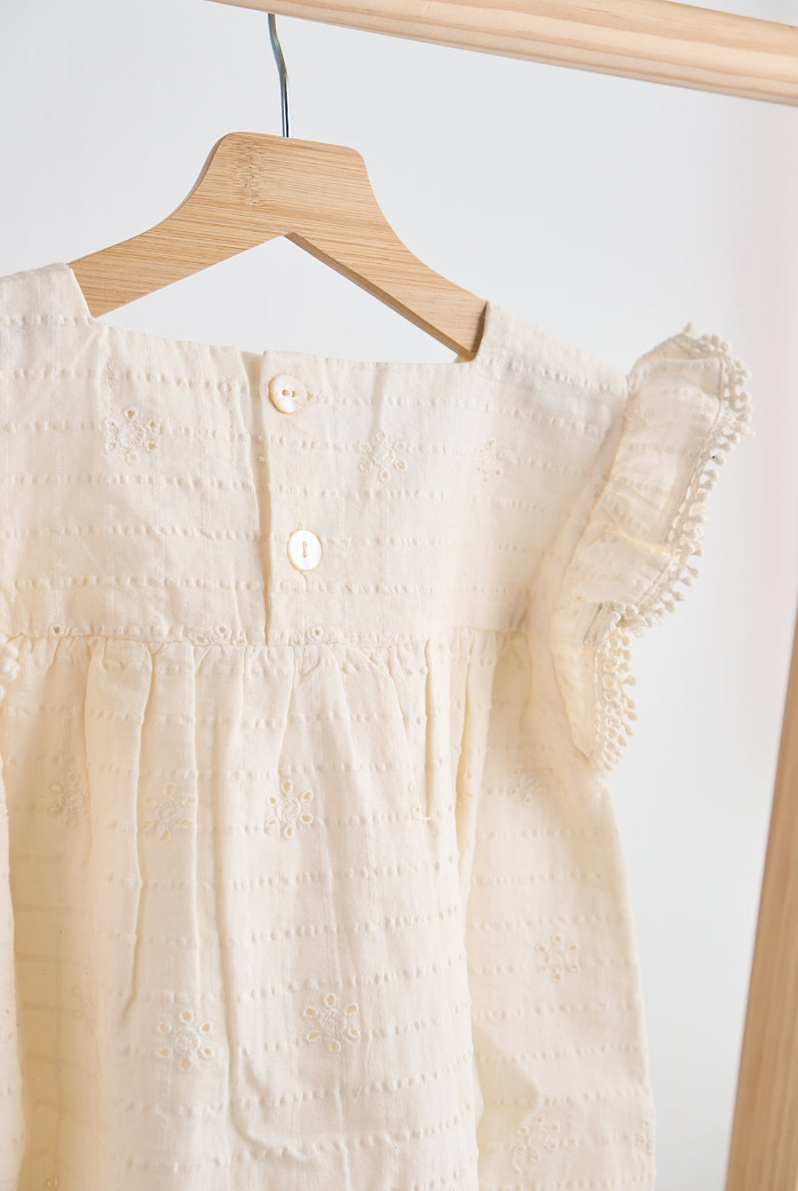 Girls Off White Eyelet Lace Flutter Sleeve Dress